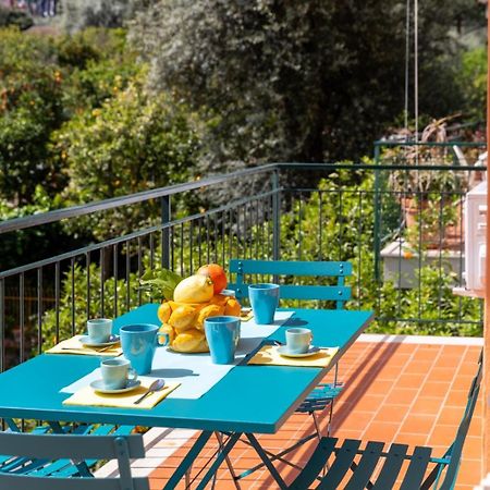 Апартаменты Sunny Flat Сорренто Экстерьер фото